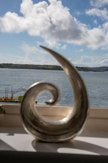Unit 2 Island View Apartments With Stunning Harbour View Cobh Dış mekan fotoğraf